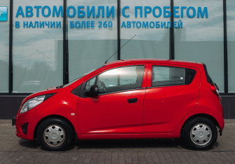 Подержанный автомобиль Chevrolet Spark 2013 года (2 фото)