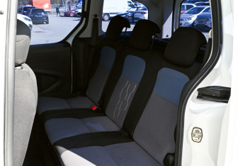 Подержанный автомобиль Peugeot Partner 2012 года (15 фото)