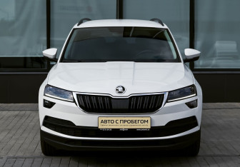 Подержанный автомобиль Skoda Karoq 2021 года (8 фото)