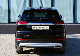 Подержанный автомобиль Geely Atlas Pro 2023 года (4 фото)