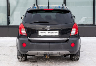 Подержанный автомобиль Opel Antara 2014 года (4 фото)