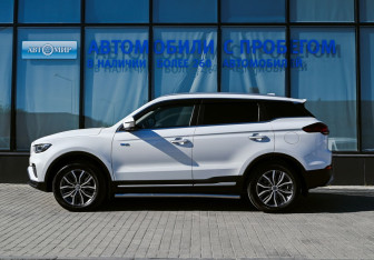 Подержанный автомобиль Geely Atlas Pro 2023 года (2 фото)