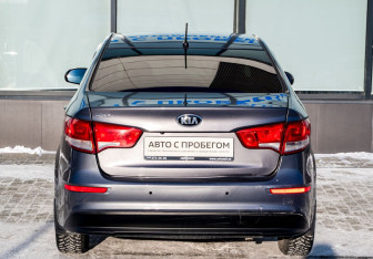 Подержанный автомобиль Kia Rio Sedan 2016 года (4 фото)