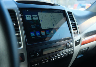 Подержанный автомобиль Toyota Land Cruiser Prado 2006 года (15 фото)