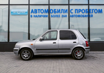 Подержанный автомобиль Nissan March Hatchback 1998 года (2 фото)