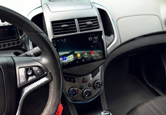 Подержанный автомобиль Chevrolet Aveo Sedan 2012 года (9 фото)