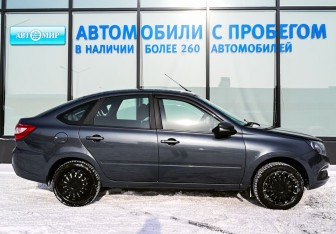 Подержанный автомобиль LADA (ВАЗ) Granta Liftback 2024 года (6 фото)