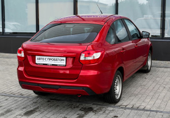 Подержанный автомобиль LADA (ВАЗ) Granta Liftback 2022 года (5 фото)