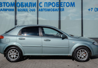 Подержанный автомобиль Chevrolet Lacetti Hatchback 2007 года (6 фото)