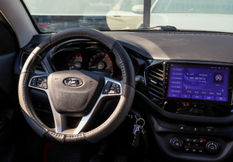 Подержанный автомобиль LADA (ВАЗ) Vesta Wagon 2019 года (19 фото)