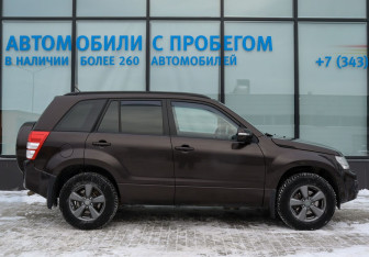 Подержанный автомобиль Suzuki Grand Vitara 2014 года (6 фото)
