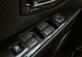 Подержанный автомобиль Mazda 3 Sedan 2008 года (16 фото)