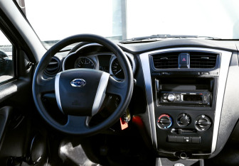 Подержанный автомобиль Datsun on-DO 2017 года (16 фото)