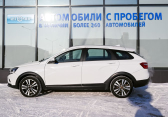 Подержанный автомобиль LADA (ВАЗ) Vesta Wagon 2019 года (2 фото)