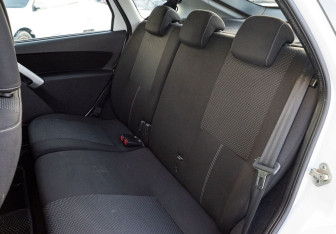 Подержанный автомобиль LADA (ВАЗ) Granta Liftback 2015 года (17 фото)