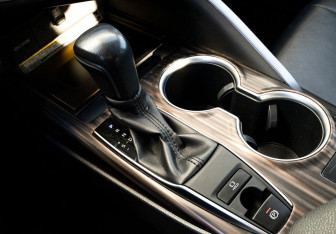 Подержанный автомобиль Toyota Camry Sedan 2018 года (16 фото)