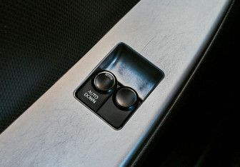 Подержанный автомобиль Hyundai Solaris Sedan 2011 года (13 фото)