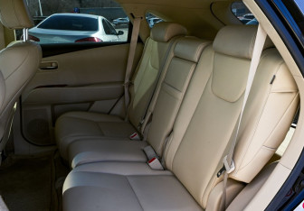 Подержанный автомобиль Lexus RX 2011 года (17 фото)