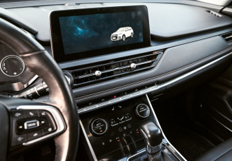 Подержанный автомобиль Chery Tiggo 8 2021 года (16 фото)