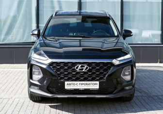 Подержанный автомобиль Hyundai Santa Fe 2018 года (8 фото)