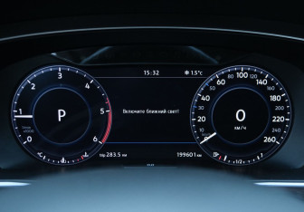 Подержанный автомобиль Volkswagen Tiguan 2017 года (17 фото)