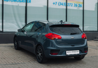 Подержанный автомобиль Kia Ceed Hatchback 2018 года (3 фото)