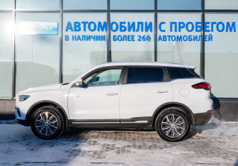Подержанный автомобиль Geely Atlas Pro 2021 года (2 фото)
