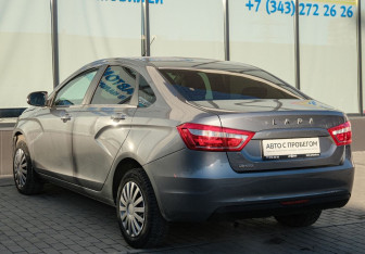 Подержанный автомобиль LADA (ВАЗ) Vesta Sedan 2020 года (3 фото)