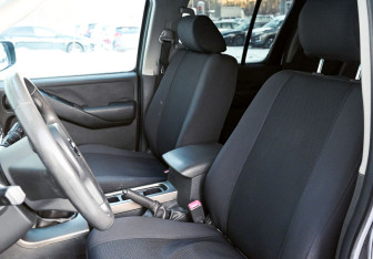 Подержанный автомобиль Nissan Pathfinder 2008 года (9 фото)