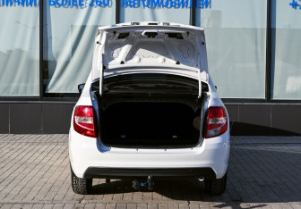 Подержанный автомобиль LADA (ВАЗ) Granta Sedan 2024 года (19 фото)