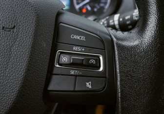 Подержанный автомобиль DongFeng AX7 2018 года (14 фото)