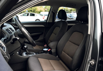 Подержанный автомобиль Audi Q3 2014 года (17 фото)