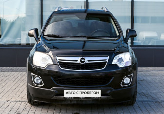 Подержанный автомобиль Opel Antara 2013 года (8 фото)