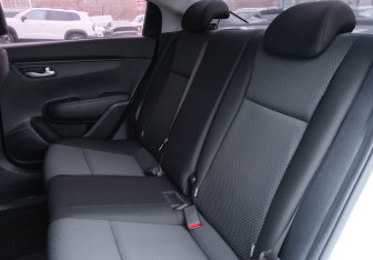 Подержанный автомобиль Kia Rio Sedan 2022 года (20 фото)