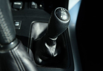 Подержанный автомобиль Toyota Land Cruiser Prado 2006 года (13 фото)