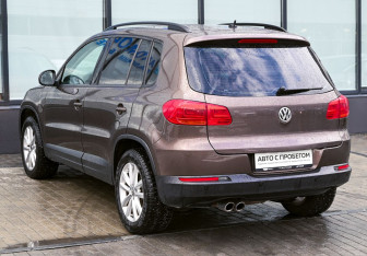 Подержанный автомобиль Volkswagen Tiguan 2016 года (3 фото)