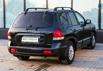 Подержанный автомобиль Hyundai Santa Fe 2007 года (5 фото)