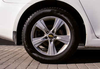 Подержанный автомобиль Chevrolet Cruze Hatchback 2012 года (19 фото)