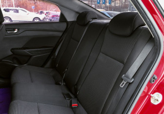 Подержанный автомобиль Hyundai Solaris Sedan 2017 года (19 фото)