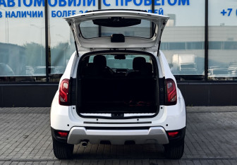 Подержанный автомобиль Renault Duster 2019 года (21 фото)