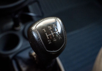 Подержанный автомобиль Chevrolet Spark 2011 года (14 фото)