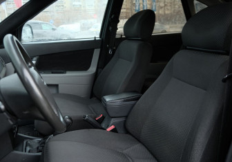 Подержанный автомобиль LADA (ВАЗ) Priora Hatchback 2010 года (16 фото)