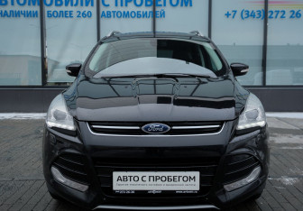 Подержанный автомобиль Ford Kuga 2014 года (8 фото)