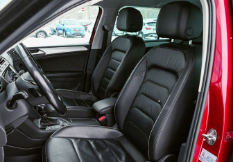 Подержанный автомобиль Volkswagen Tiguan 2017 года (9 фото)