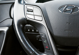 Подержанный автомобиль Hyundai Santa Fe 2017 года (14 фото)