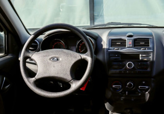 Подержанный автомобиль LADA (ВАЗ) Granta Liftback 2023 года (16 фото)
