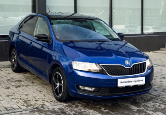 Подержанный автомобиль Skoda Rapid Liftback 2018 года (7 фото)