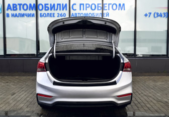 Подержанный автомобиль Hyundai Solaris Sedan 2018 года (22 фото)