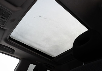 Подержанный автомобиль Nissan X-Trail 2013 года (19 фото)