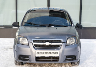 Подержанный автомобиль Chevrolet Aveo Sedan 2008 года (8 фото)